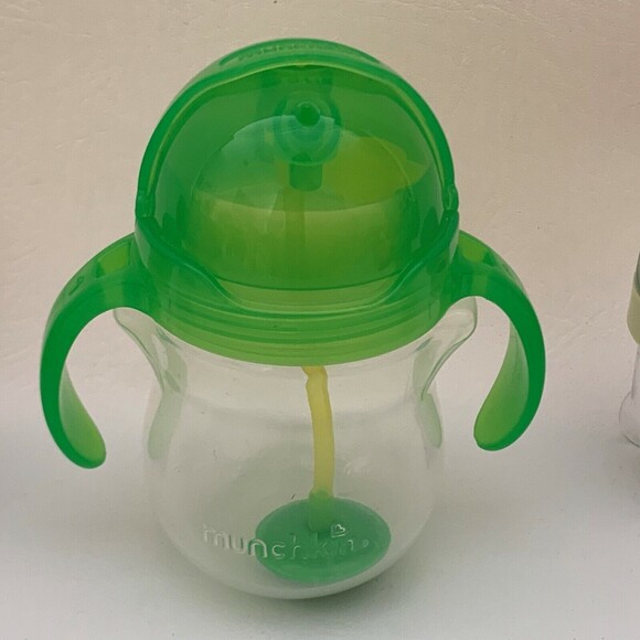 Baby Bullet Food Storage Jars and Munchkin Sippy Cup - Picture 5 of 8